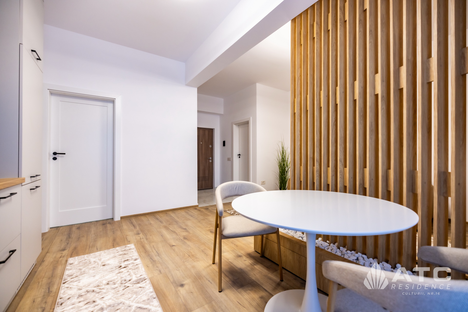 atc-construct.ro-proiecte-imobiliare-bloc-culturii-apartament-amenajat-1-living-bucatarie-33